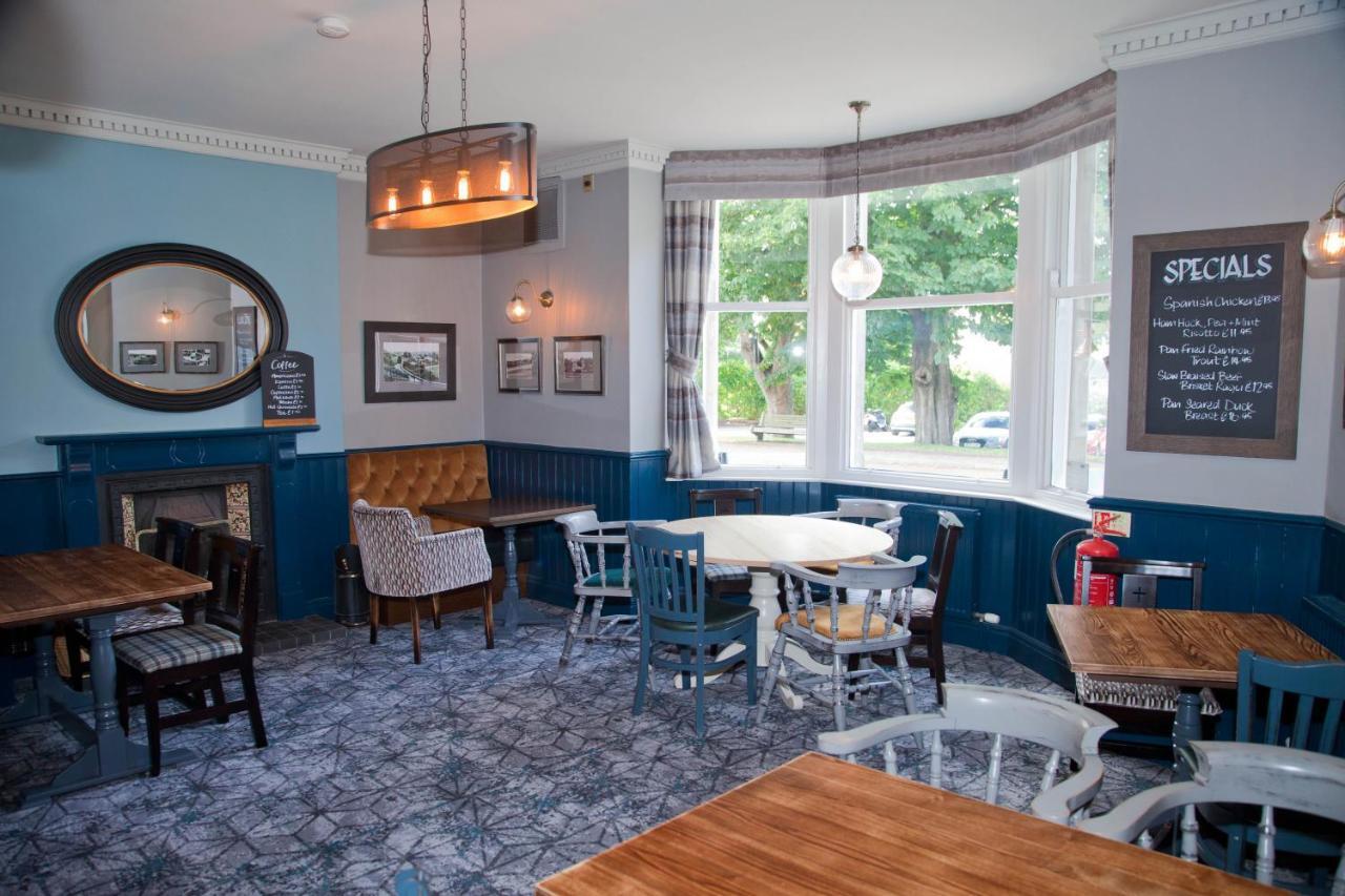 The Royal Hotel Bolton-le-Sands Buitenkant foto