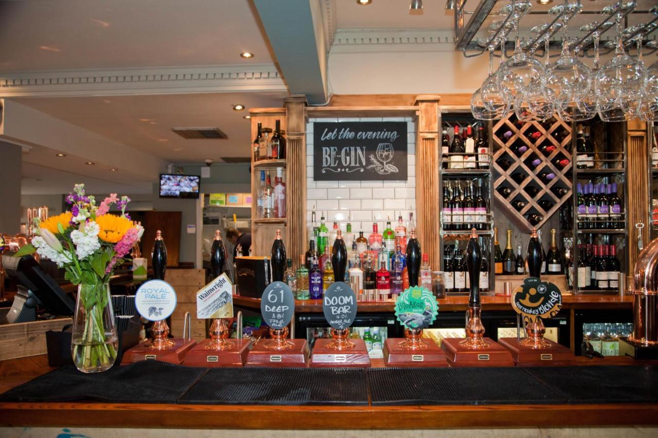 The Royal Hotel Bolton-le-Sands Buitenkant foto