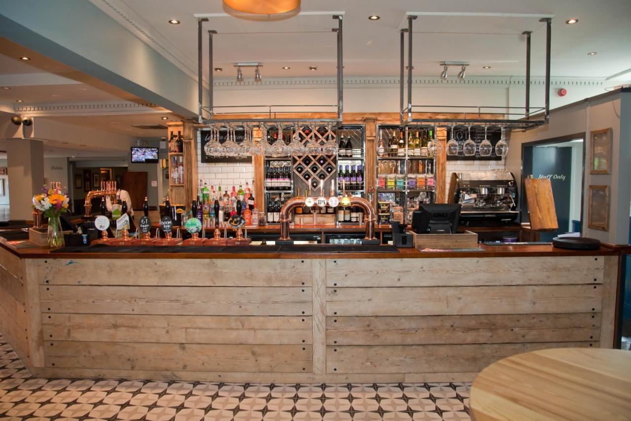 The Royal Hotel Bolton-le-Sands Buitenkant foto